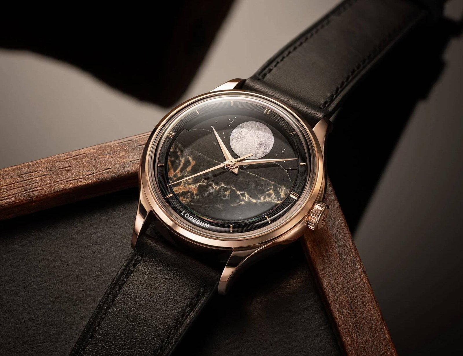 Loresum LS04 V2 - Eisenkiesel M1 Moonphase
